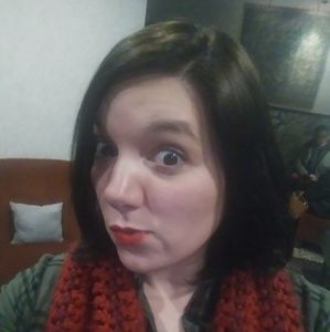 Meet your Posher, Abigail